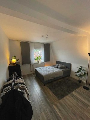 3 Zimmer ruhig dennoch zentral, WG geeignet