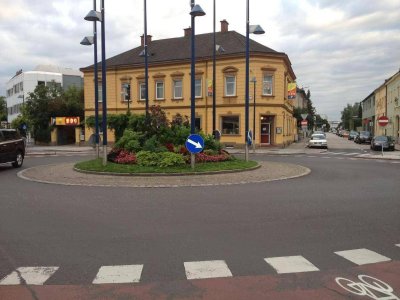 Großzügige Altbauwohnung mit 220 m² in Toplage Wels zu vermieten
