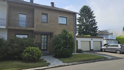 Günstige 5-Raum-Doppelhaushälfte in Duisburg Alt-Homberg