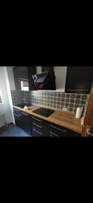 Modernisierte 2-Zimmer-Wohnung mit Balkon & Einbauküche in Mannheim-Sandhofen