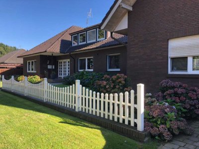 Gepflegte EG-Wohnung mit 3xZimmern, Terrasse, Einbauküche u. überd.Stellplatz in Cloppenburg (Kreis)