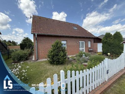 Charmantes Einfamilienhaus mit Gartenparadies in Bindfelde