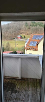 Großzügige 5-Zimmer-Wohnung mit Balkon und traumhaftem Ausblick in Riedenberg