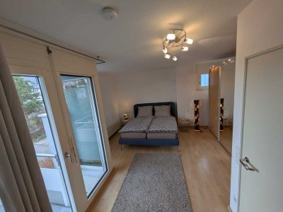 Wunderschöne Wohnung mit Balkon und Tiefgaragenstellplatz in Mannheim-Niederfeld möbliert