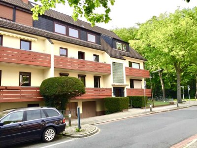 Gepflegte 3-Zimmer Wohnung mit Balkon gegenüber des Menke Parks in Horn-Lehe / Oberneuland