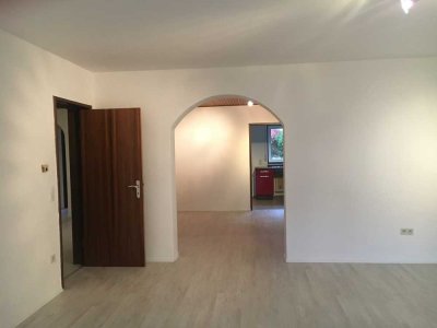 6,5 -Zimmerwohnung in Bayreuth-95473 Creußen  in Bahnhofsnähe zu vermieten