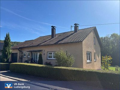 Traumlage trifft tolles Haus mit viel Platz und großem Werkstattschuppen