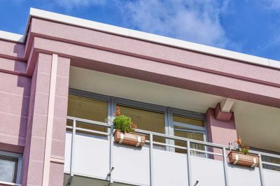 #anpackerwohnung - mit modernem Wannenbad und 2 Balkonen. Ab September verfügbar!
