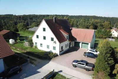 Traumhafte 5-Zimmer-Maisonette-Wohnung in Laaber