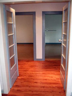 Neu in der Stadt? Neuanfang? Neu möblierte, helle, 2,5 Zimmer Etagenwhg. bis zu 1 Jahr verfügbar