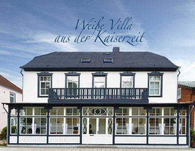 Weiße Villa in Travemünde. Nur 200 m von der Trave entfernt. In gehobener Wohnlage von Travemünde