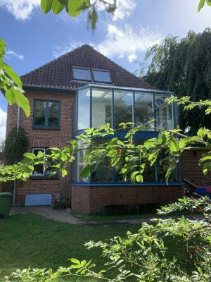 ***die besondere Wohnung***Großzügigkeit mit Balkon und Wintergarten (RÖMBKE IMMOBILIEN  KG)