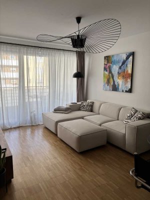 Helle und moderne 2-Zimmer-Wohnung mit Balkon in Nürnberg