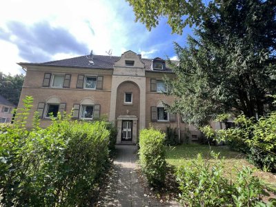 Flair der 30ziger - Renovierte 3 Zi.- Whng. - neues Wannenbad - Duisburg