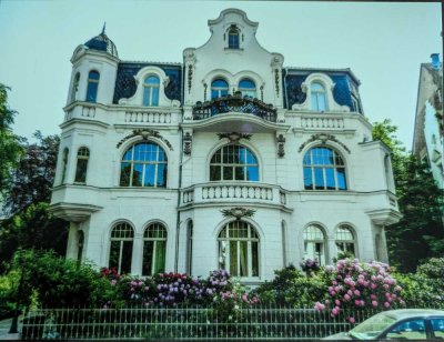 Dachstudio in einer repräsentativen historischen Villa