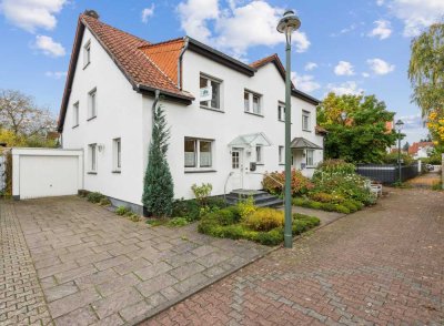 Wunderschönes Familiendomizil in Düsseldorf –   geschützt, großzügig und naturnah