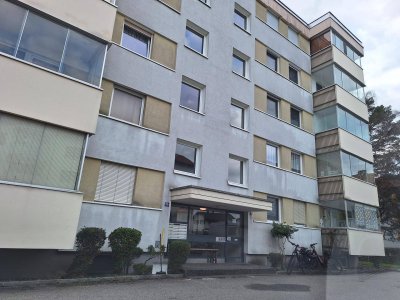 1-Zimmer Wohnung mit Balkon und Parkmöglichkeit in Hard