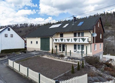Sigmaringen, Gutenstein: Erholsame, naturnahe Lage - Gemütliches EFH mit zwei Ferienwohnungen