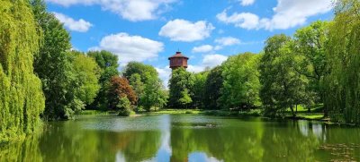 Der Wasserturm mit dem Pumpenhaus