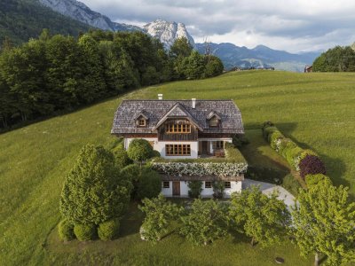 Repräsentatives Einfamilienhaus in Grünruhelage, sonnig, Seenähe, Jagdhaus