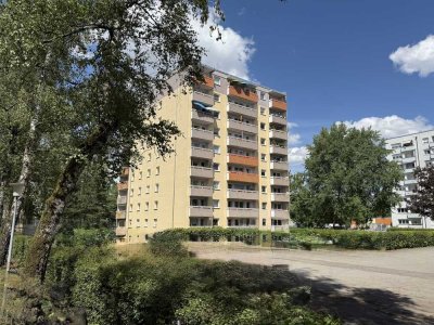 Moderne, attraktive 3-Zimmer-Wohnung mit Loggia in ruhiger, naturnaher Lage mit Alpenblick