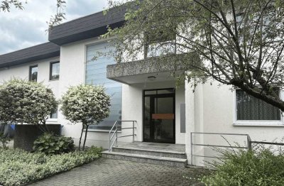Großzügige 5,5-Zimmer-Hochparterre-Wohnung von privat zu verkaufen