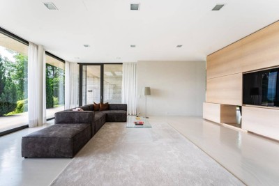 Stilvolle Luxusvilla in privilegierter Lage mit Panoramablick über dem Wörthersee