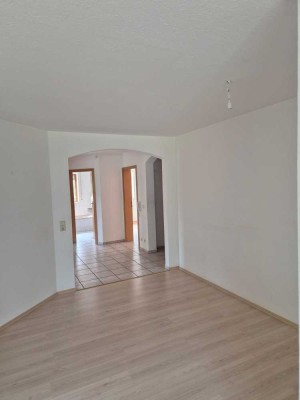 Gepflegte 4,5-Zimmer Erdgeschosswohnung mit Garten in Burladingen