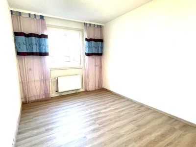 Renovierte Studentenwohnung in bester Lage zwischen Uni, Klinikum und Innenstadt !