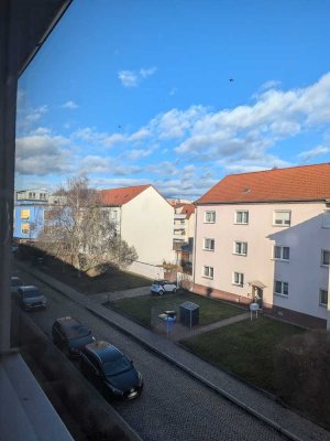 Ruhig gelegene neu renovierte 2-Raum-Wohnung in MD-Sudenburg sucht Sie!!