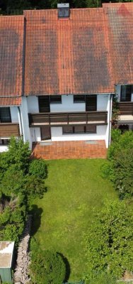 Natur pur! Reihenmittelhaus in ruhiger und grüner Siedlungslage am Ortsrand von Landshut/Kumhausen!