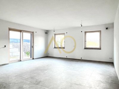 Schöne Gartenwohnung mit Souterrain und großer Garage