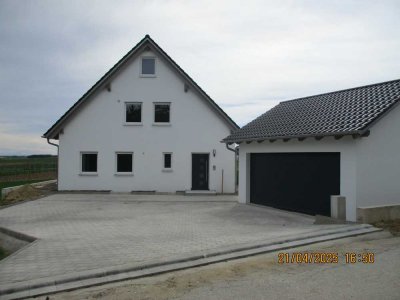 Erstbezug: Geräumiges, günstiges 6-Raum-Einfamilienhaus in Wolfersdorf