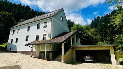 Wohnhaus in Ruhelage mit großem Grundstück