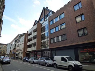 LANGJÄHRIG VERMIETETES APARTMENT MIT STELLPLATZ IN KREFELDER INNENSTADT ZU KAUFEN!