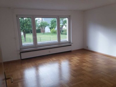 helle, gepflegte 2-Zimmer-Wohnung mit Einbauküche, Terrasse und Garten in Gütersloh Spexard