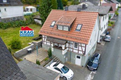 ++ KRAG Immobilien ++ Familienfreundliches Haus mit Hof und Garten in ruhiger Lage ++