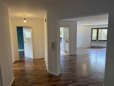 Helle, großzügige Wohnung mit Garten in beliebter ruhiger Lage