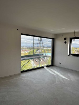 Exklusives Penthouse mit 2,5 Zimmern Balkon und Terasse in TOP Lage