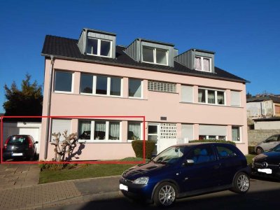 EG-Wohnung mit Garten für rüstige Rentner oder andere ruhige & solvente Mietende...!