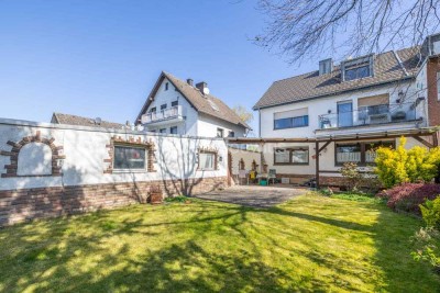 **Mehrgenerationen-Wohnen** Einfamilienhaus mit ELW, Balkon, Terrasse, Garten + Garage