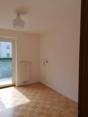 Moderne 3-Zimmer Neubauwohnung mit Balkon und Tiefgarage