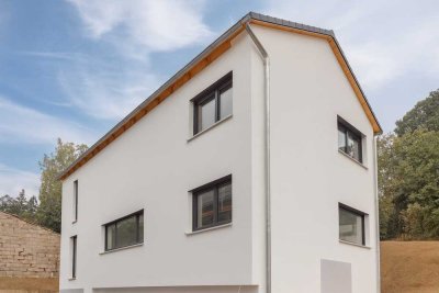 NEUBAU ERSTBEZUG: Tolles Raumwunder in begehrter Familienlage fußläufig in die Innenstadt Bad Sodens