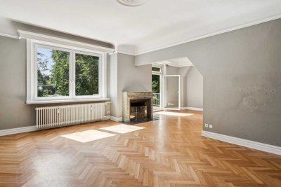 Große Maisonette-Wohnung über zwei Etagen 
in klassischer Blankeneser Villa mit Südbalkon 
in zen...
