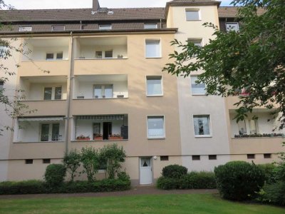 Großzügige Dachgeschosswohnung mit Starterbonus!