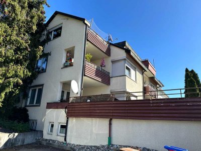 Charmante, großzügige 3 1/2-Zimmer-Atelierwohnung mit EBK u. Südbalkon in bevorzugter Lage