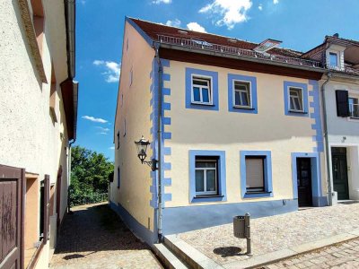 Denkmalgeschütztes Wohnhaus in zentraler Lage