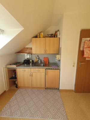 Schöne möblierte 1-Zimmer-DG-Wohnung  in Bielefeld Sieker