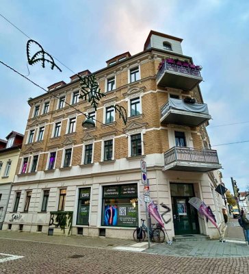 Frei ab 2026 - 4-Zimmerwohnung mit 2 Bädern und Loggia!