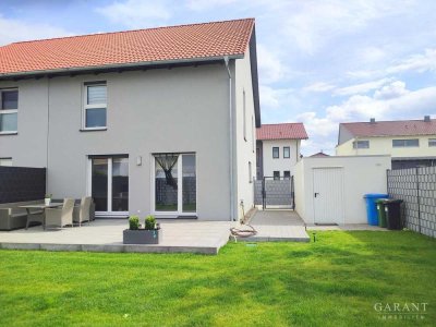 Wohnen auf zwei Ebenen! Tolles Haus in sehr guter Lage von Waghäusel-Kirrlach!